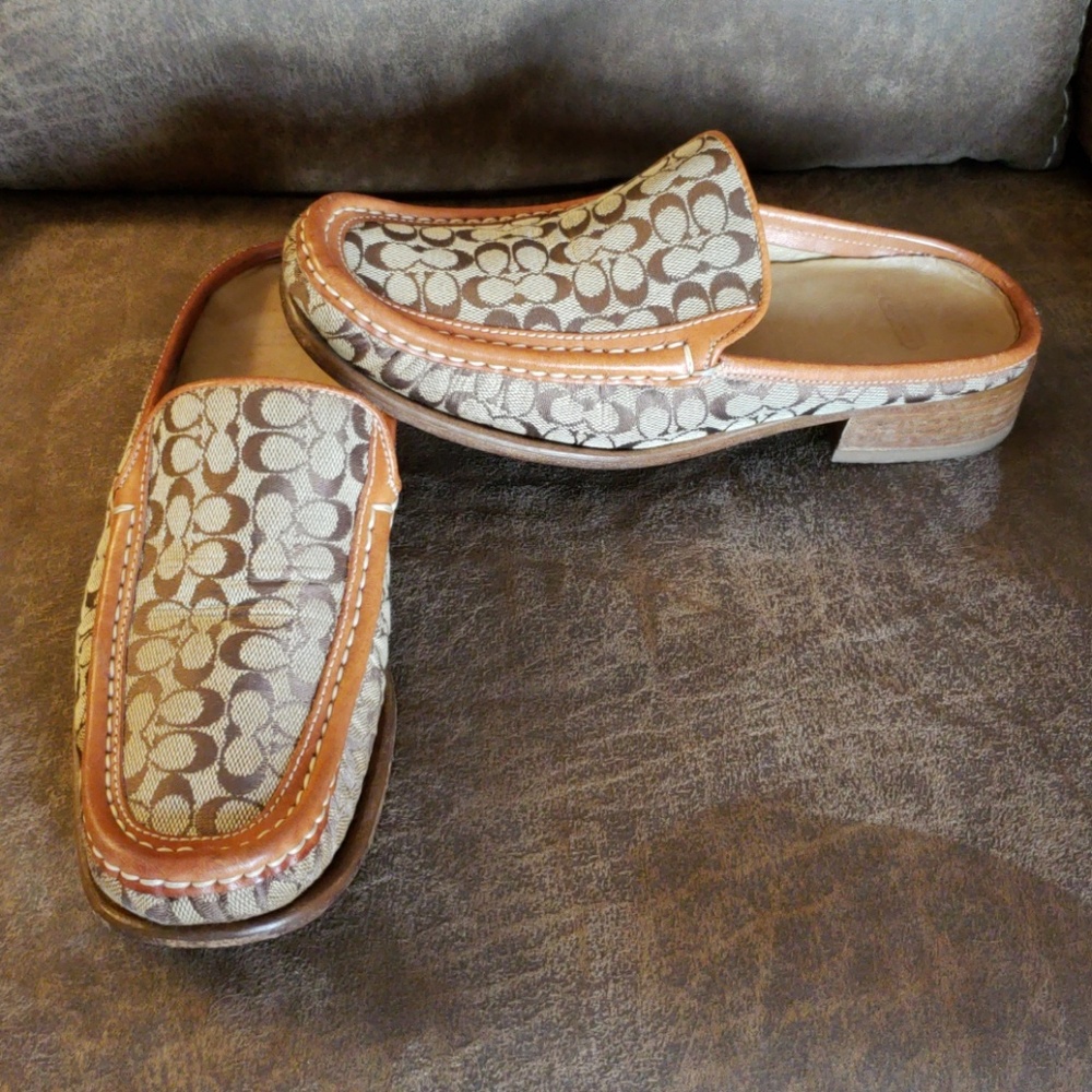 Coach Vanessa Mules.  Vintage. Sz 8.5